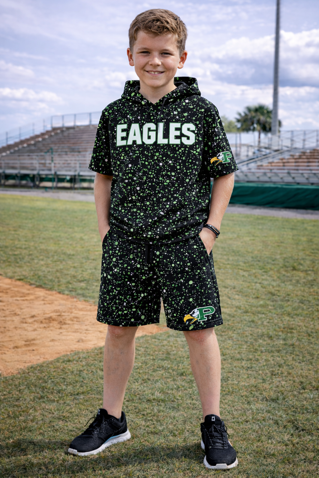 Prosper Eagles Graffiti Short Sleeve Hoodie